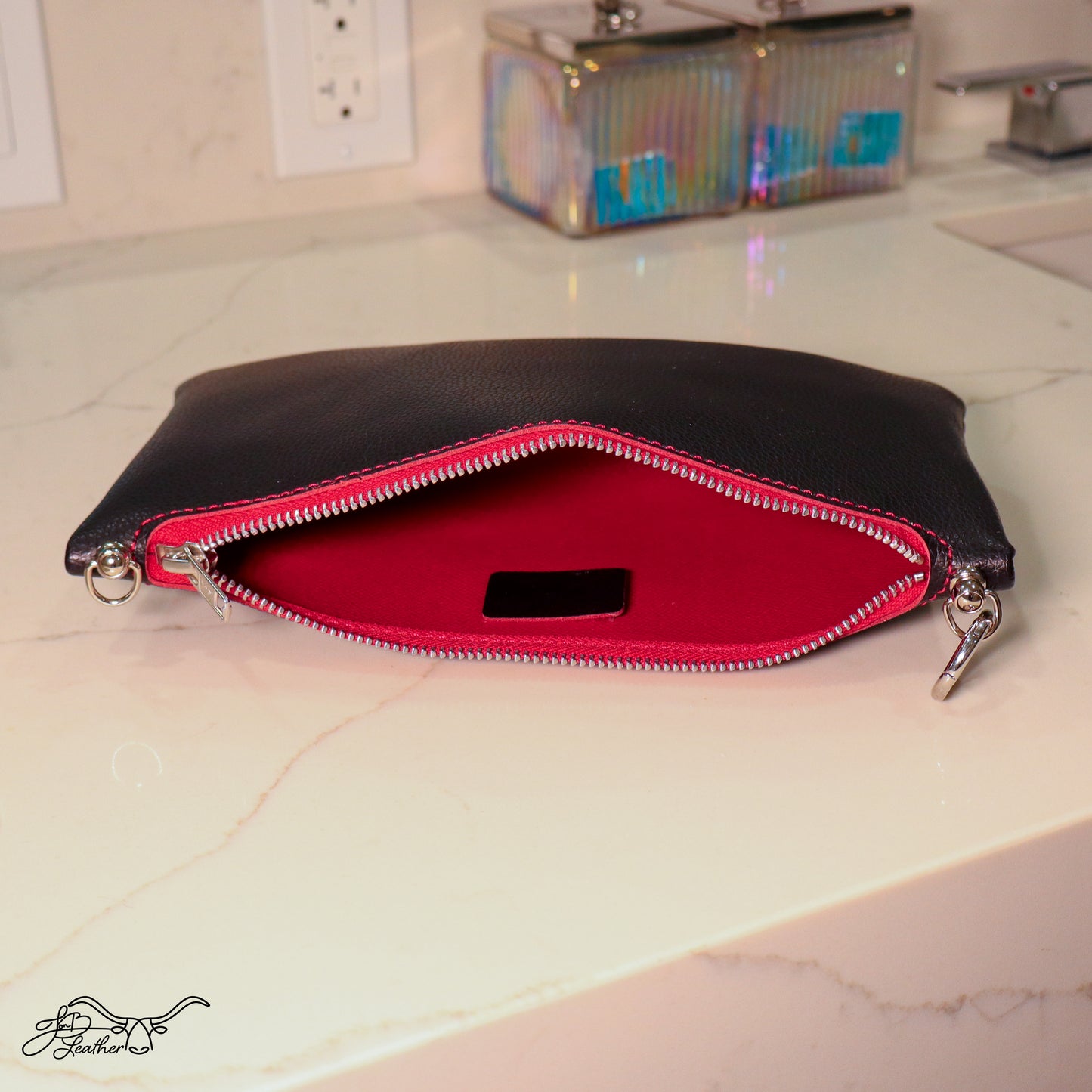 Travel Accessories Bag - Clip-It Pouch - Jon B Leather