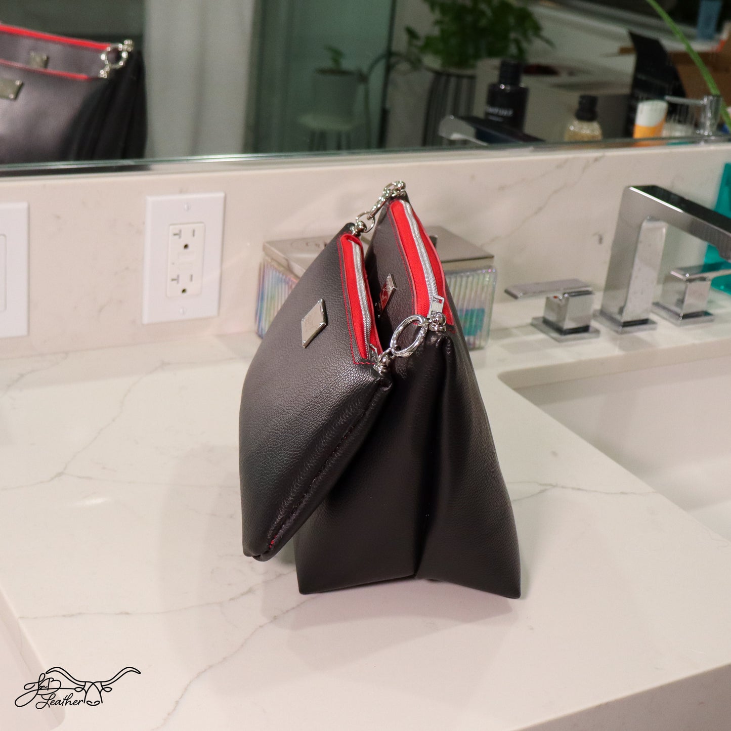 Travel Accessories Bag - Clip-It Pouch - Jon B Leather