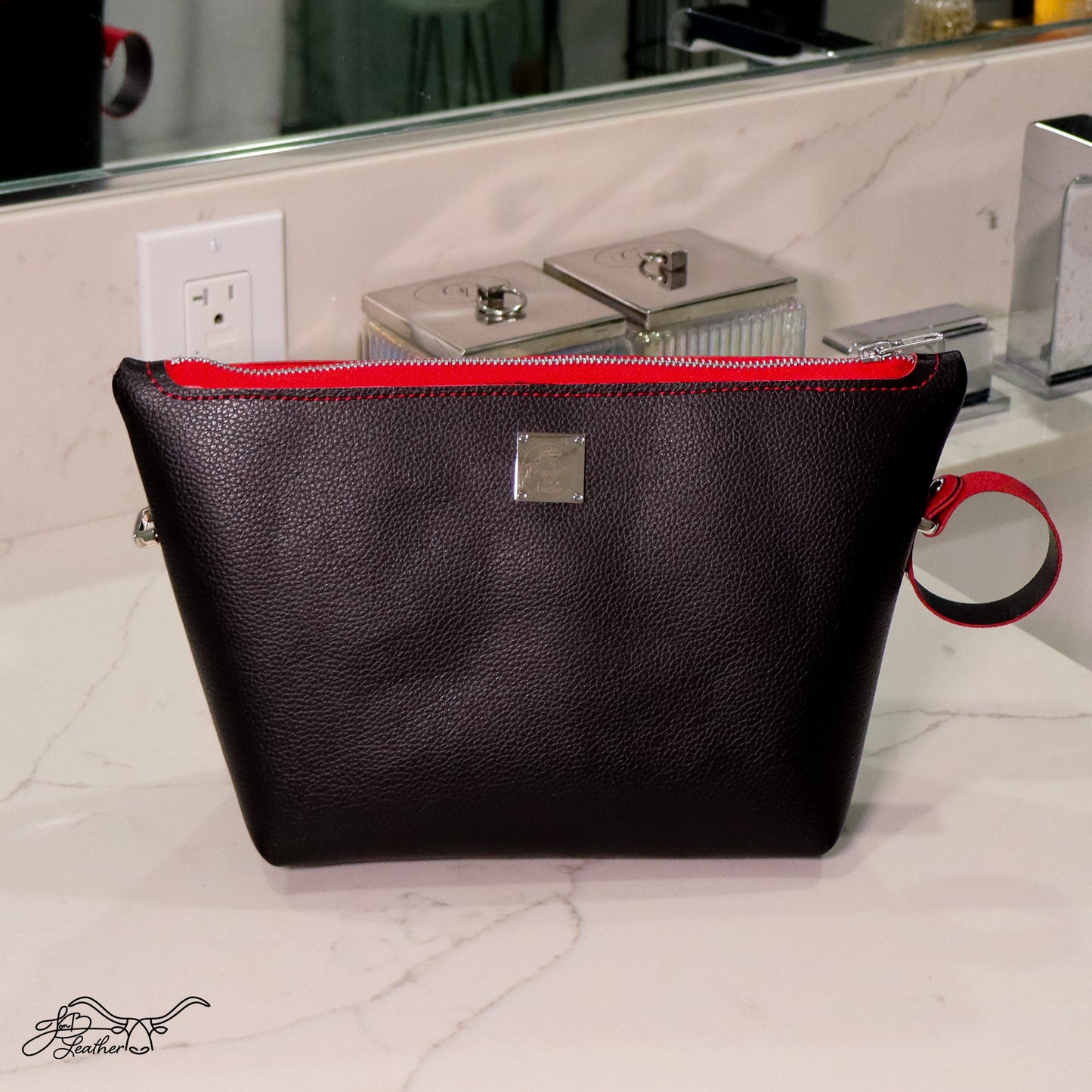 Travel Accessories Bag - Medium Toiletries Bag - Jon B Leather