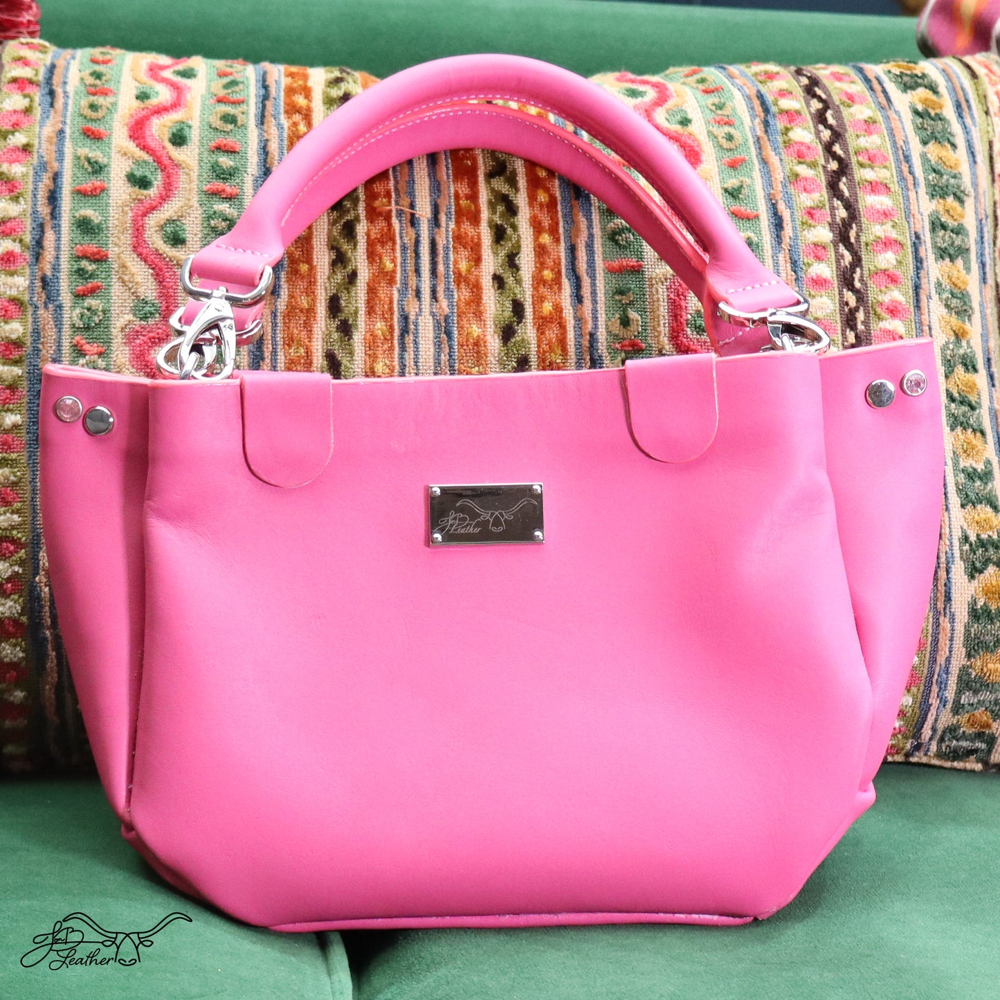 Tufted Handbag with convertible strap - Jon B Leather