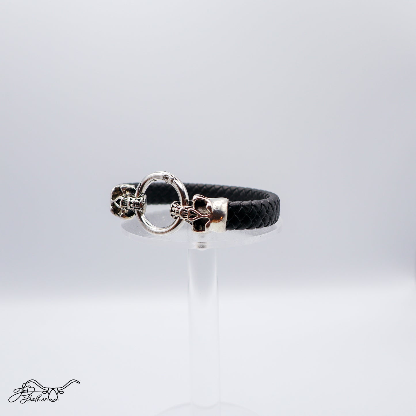 Dueling Skulls Bracelet Flat Cord