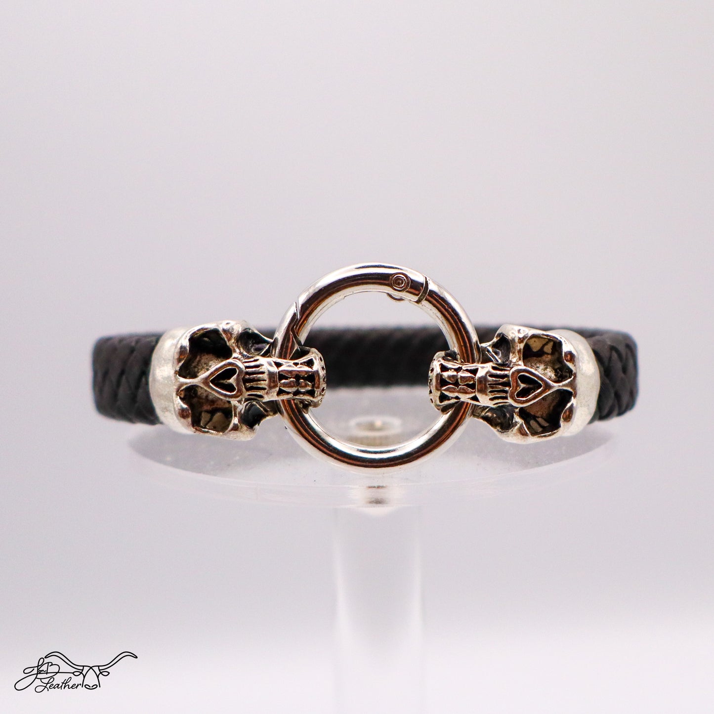 Dueling Skulls Bracelet Flat Cord