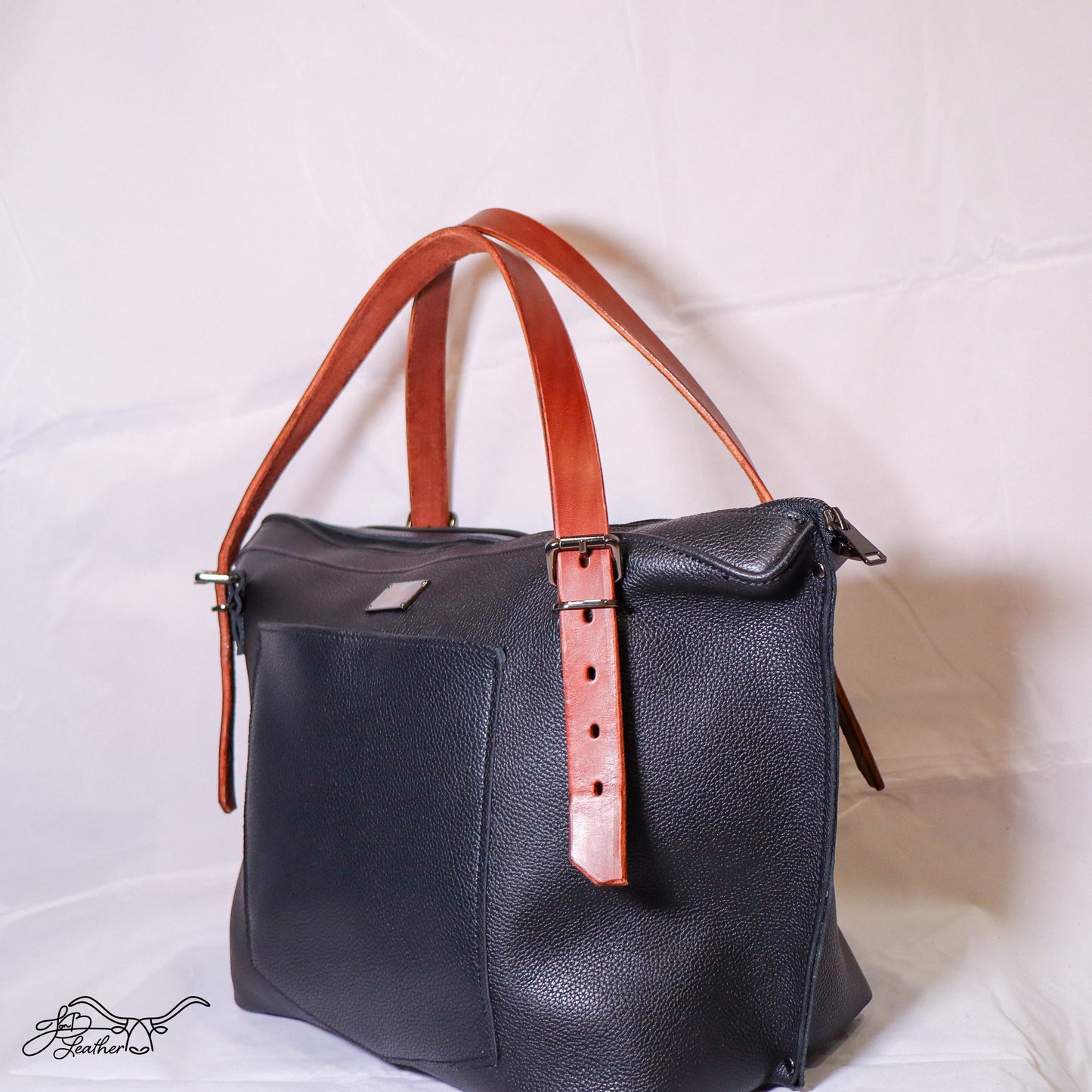 Byron Weekender Tote with adjustable leather strap side view
