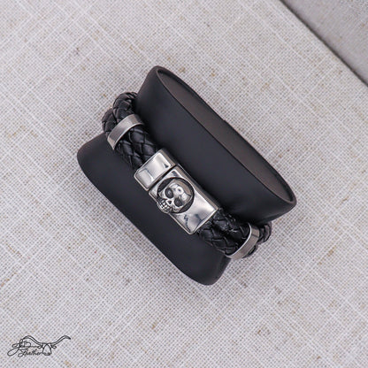 Skull Bracelet Magnetic