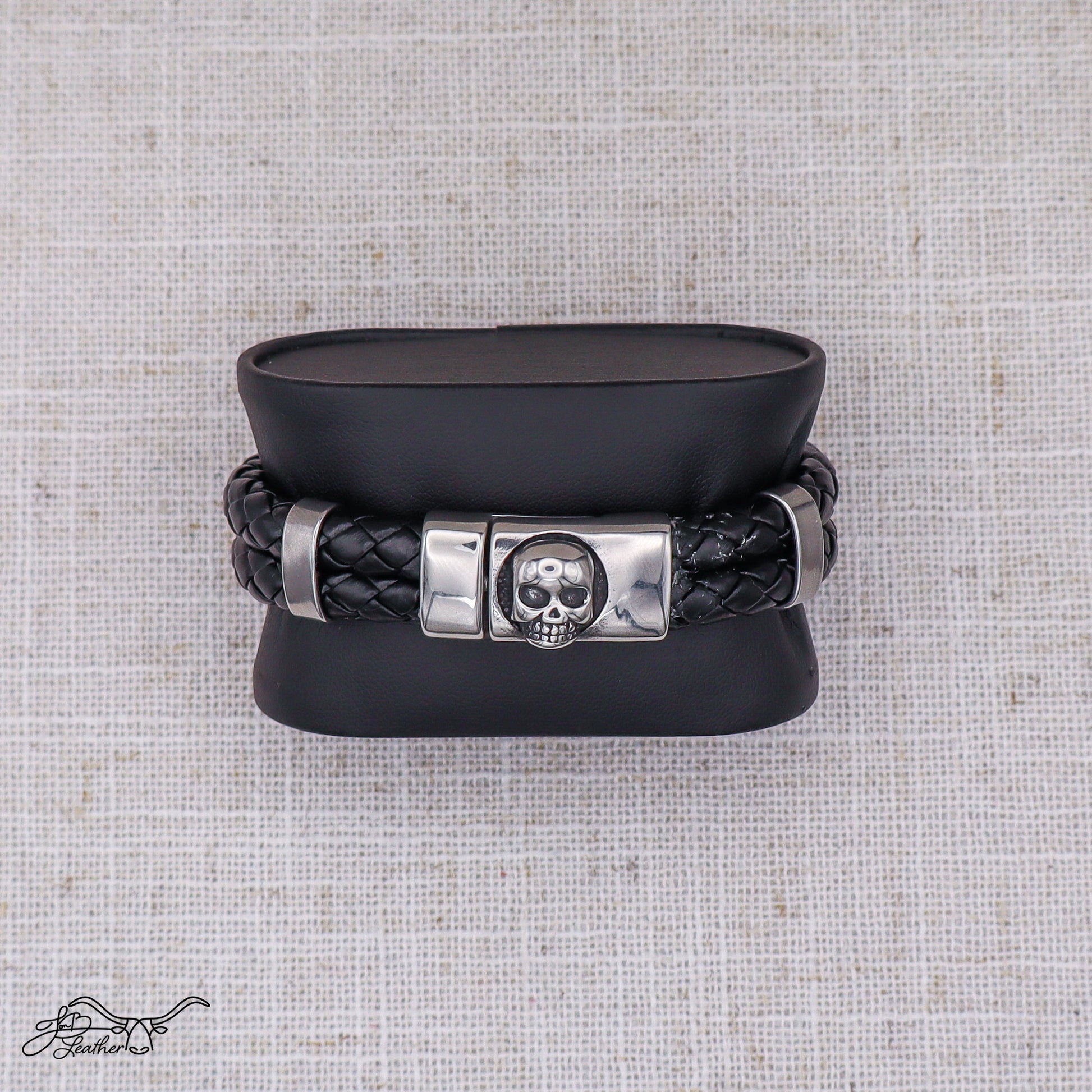 Skull Bracelet Magnetic - Jon B Leather