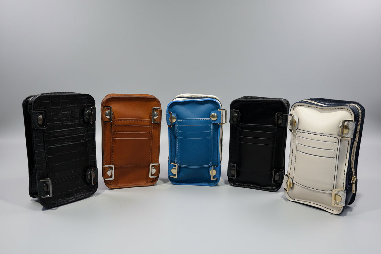 Axis Leather Traveler