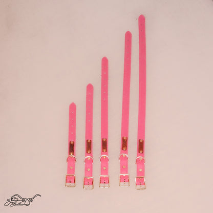 Luxe Pet Collar in pink full grain leather with buckle